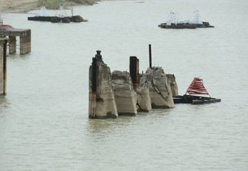 和子瞻次孙觉谏议韵题邵伯闸上斗野亭见寄